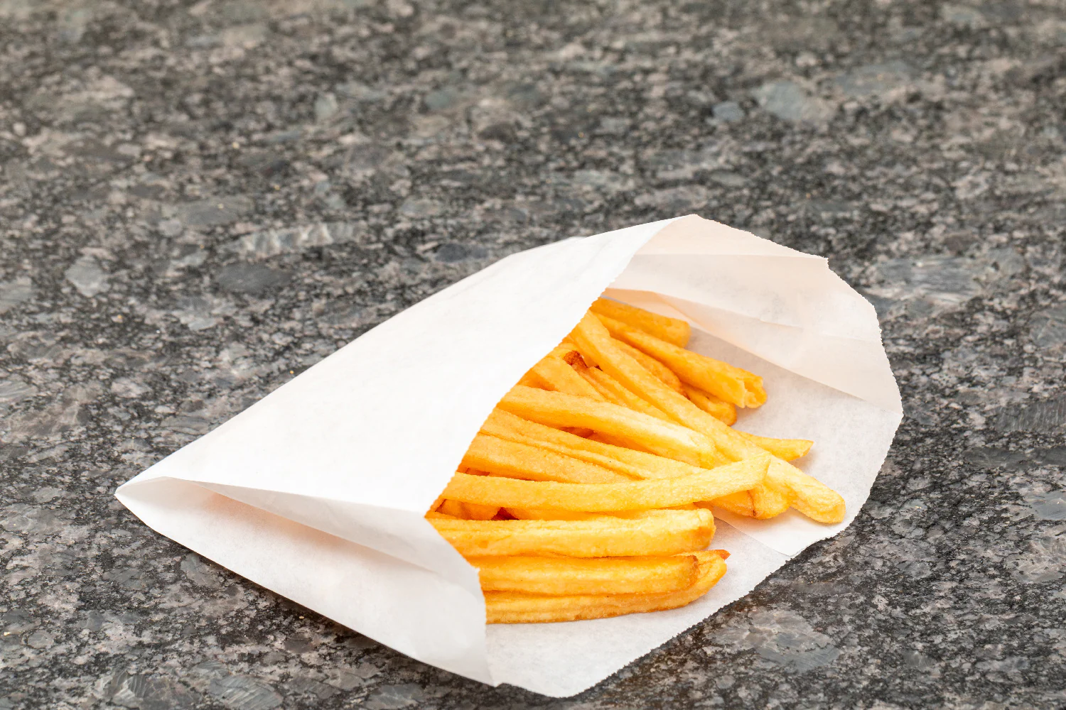 Bag Paper French Fries 5 x 1.5 x 4.5 - 1 x 2000 count - Mcnairn Packagi - Packaging and Accessories - Restaurant Supplies and Equipment - Canadian Distribution - Image 9