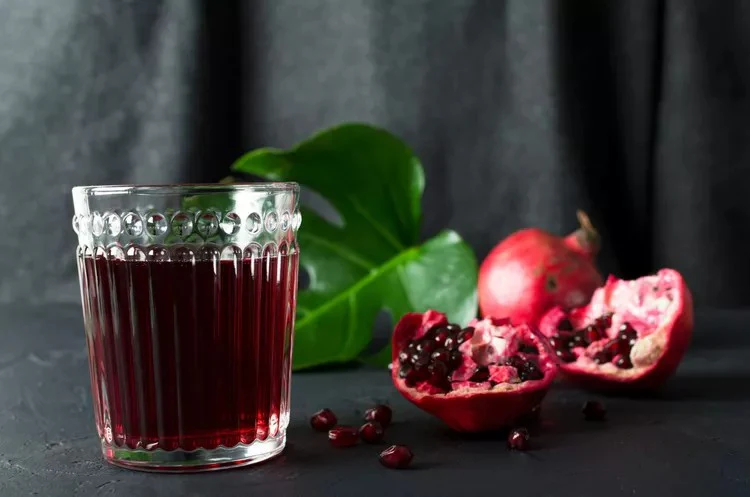 Bar Choice Grenadine Syrup Mix - Lynch - Case (2 x 2L ) - Ships Free Within Canada on Orders Above CAD $199 - Image 3