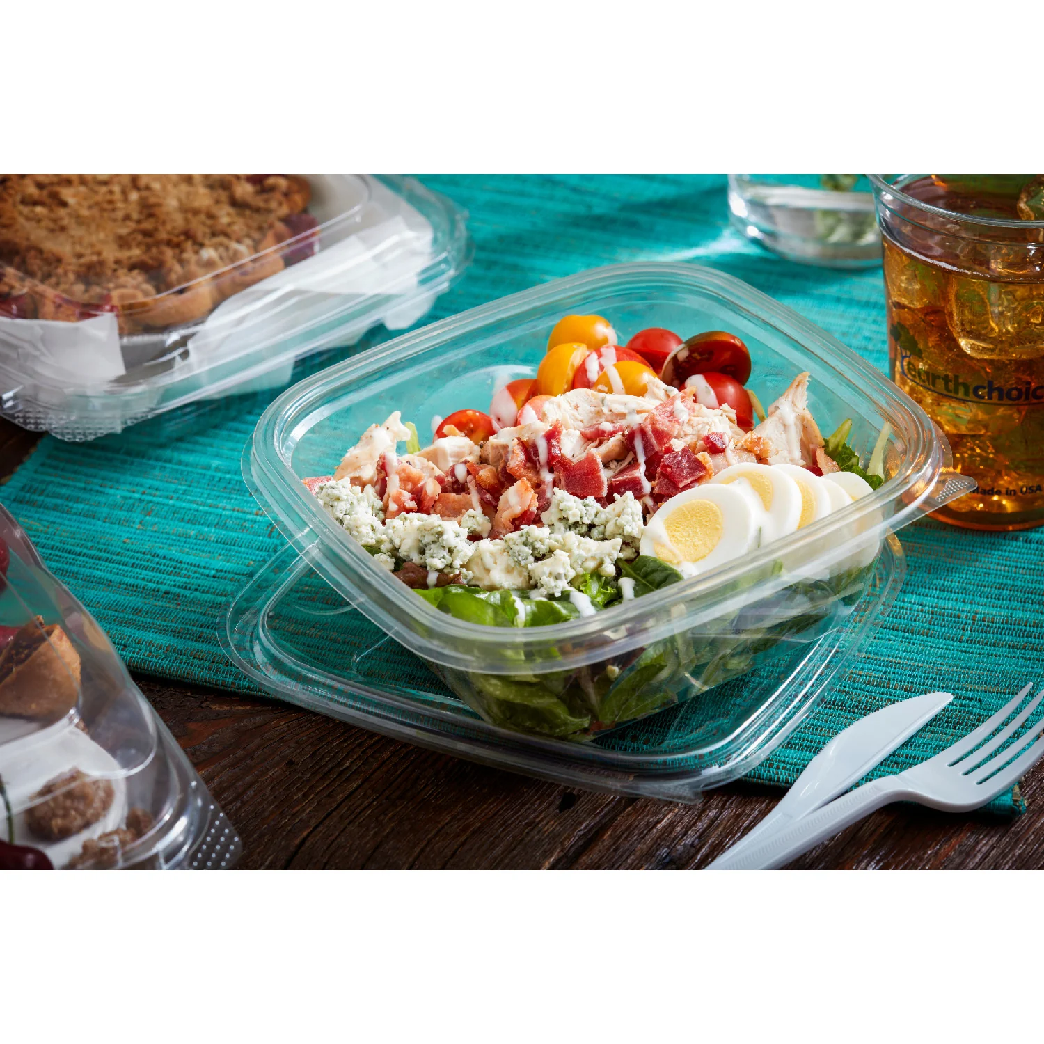 Bowl Plastic Clear Square 32 oz. 7 x 7 - 2 x 150 count - Pactiv Corp - Packaging and Accessories - Restaurant Supplies and Equipment - Canadian Distribution - Image 9