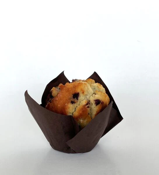 Brown Tulip Muffin Cup  2" x 2.1" 25sl/5000cs - Disposable Take Away Food Packaging - Canadian Distribution - Image 2