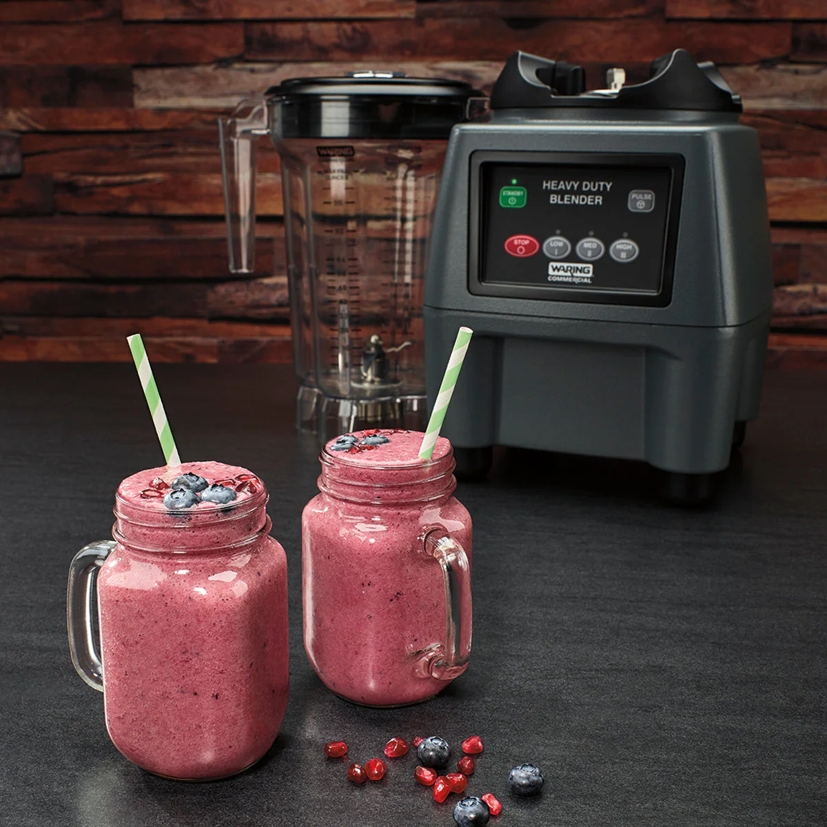 CB15P Heavy-Duty One Gallon Food Blender with Copolyester Jar by Waring Commercial - Image 2