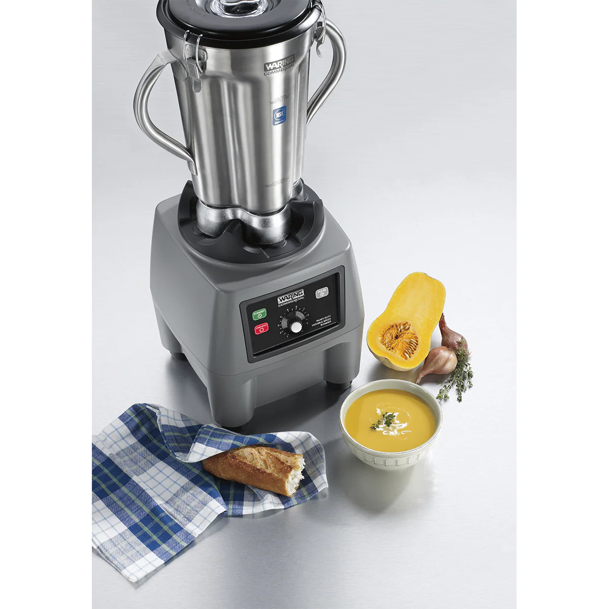 CB15V Heavy-Duty One Gallon Variable Speed Food Blender  by Waring Commercial - Image 2