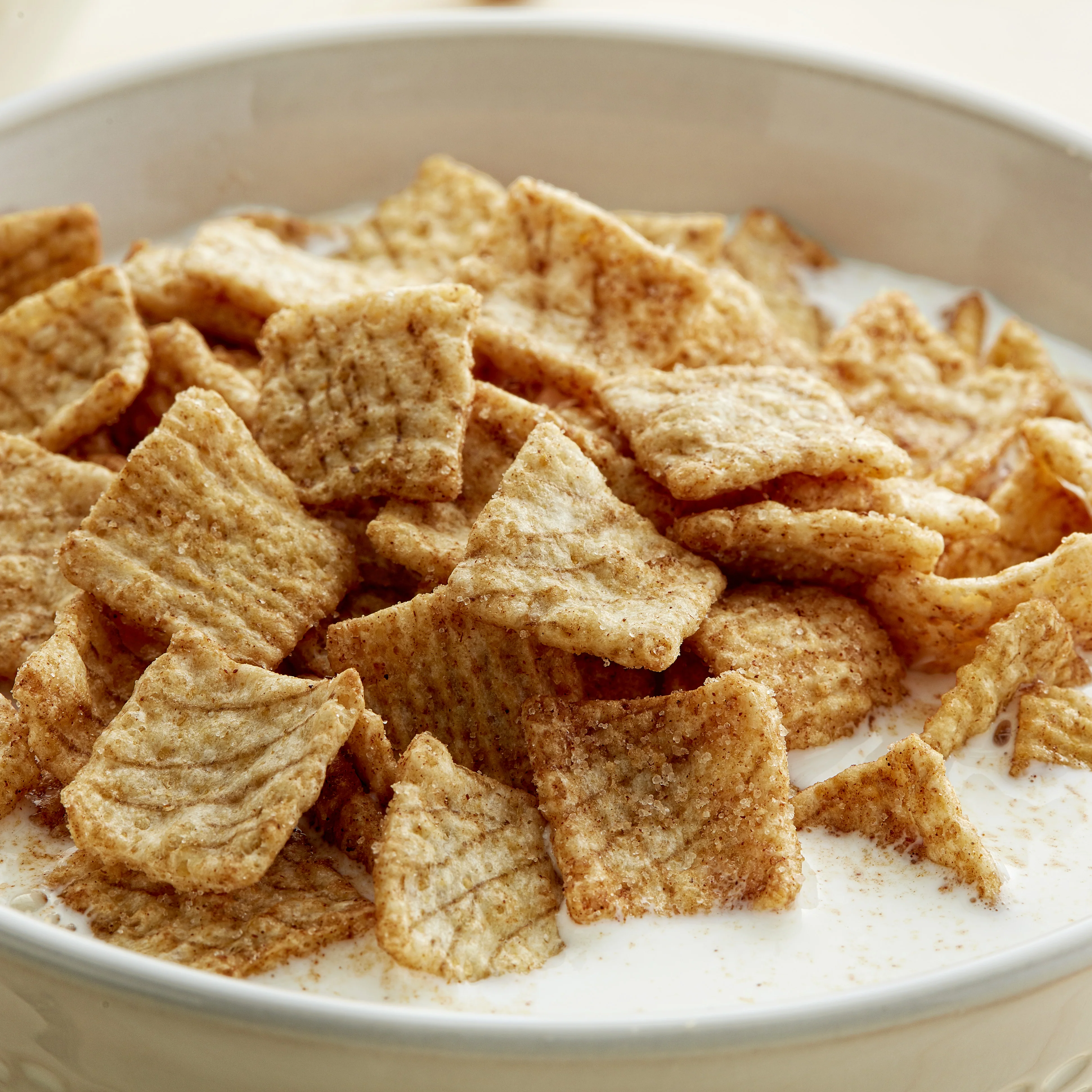 Cereal Cinnamon Toast Crunch - 4 x 1275 g - General Mills - Restaurant and Foodservice Ingredients - Canadian Distribution - Ships Free Within Canada on Orders Above CAD $199
