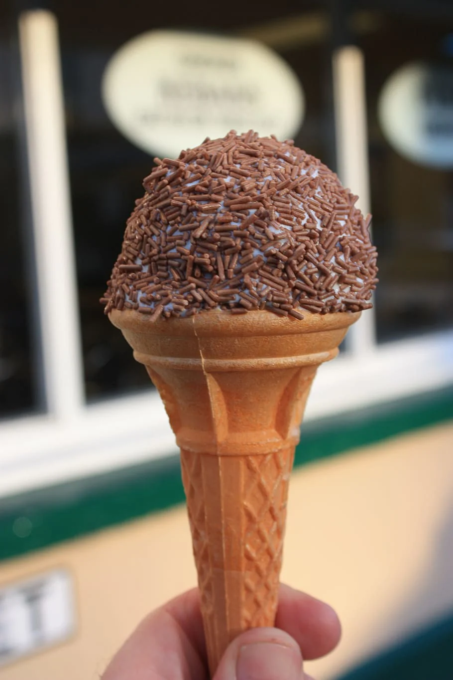 Chocolate Sprinkles 2.75 KG Jar - Ships Free Within Canada on Orders Above CAD $199 - Image 3