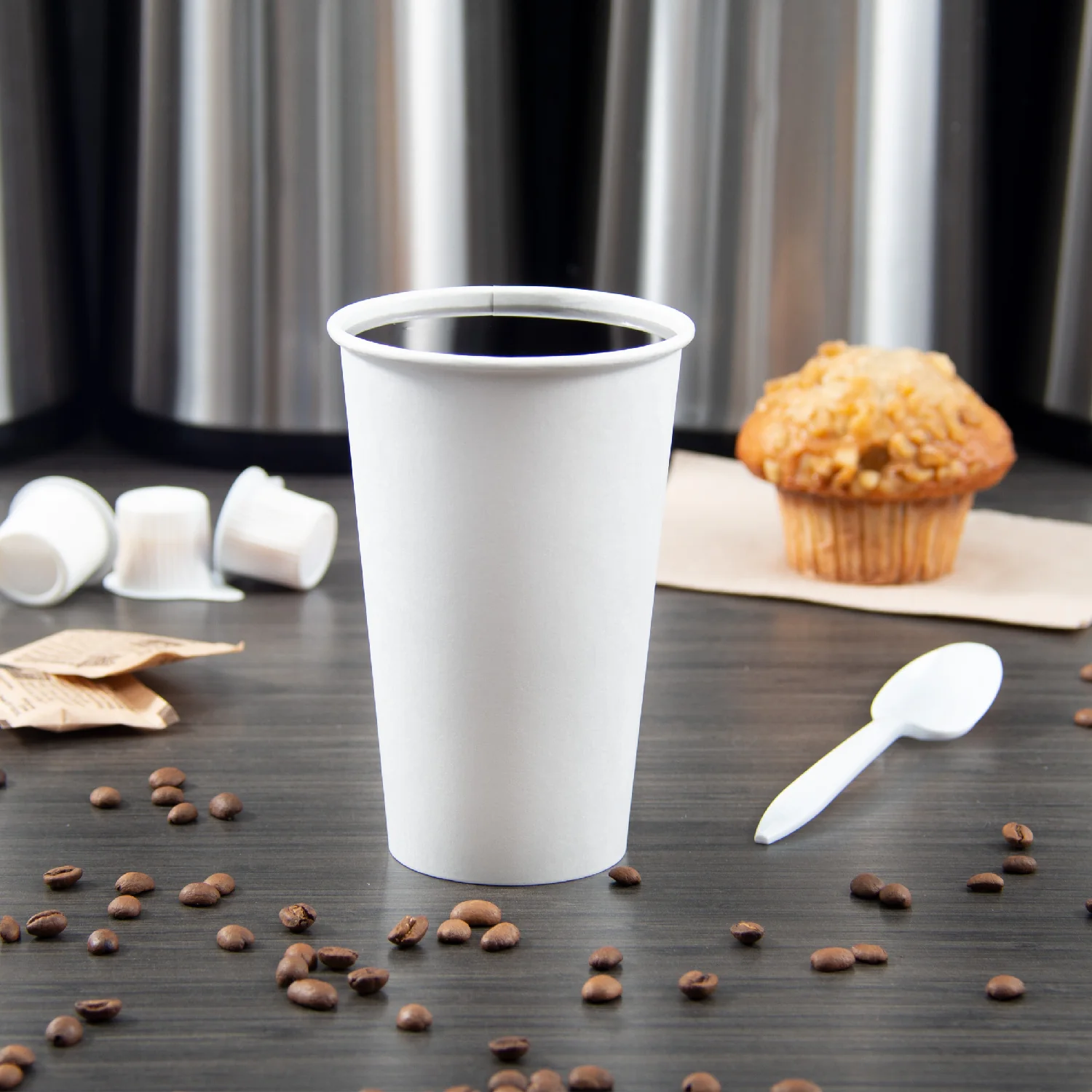 Cup Paper Hot White 16 oz. - 20 x 50 count - Solo Cup - Packaging and Accessories - Restaurant Supplies and Equipment - Canadian Distribution - Image 7