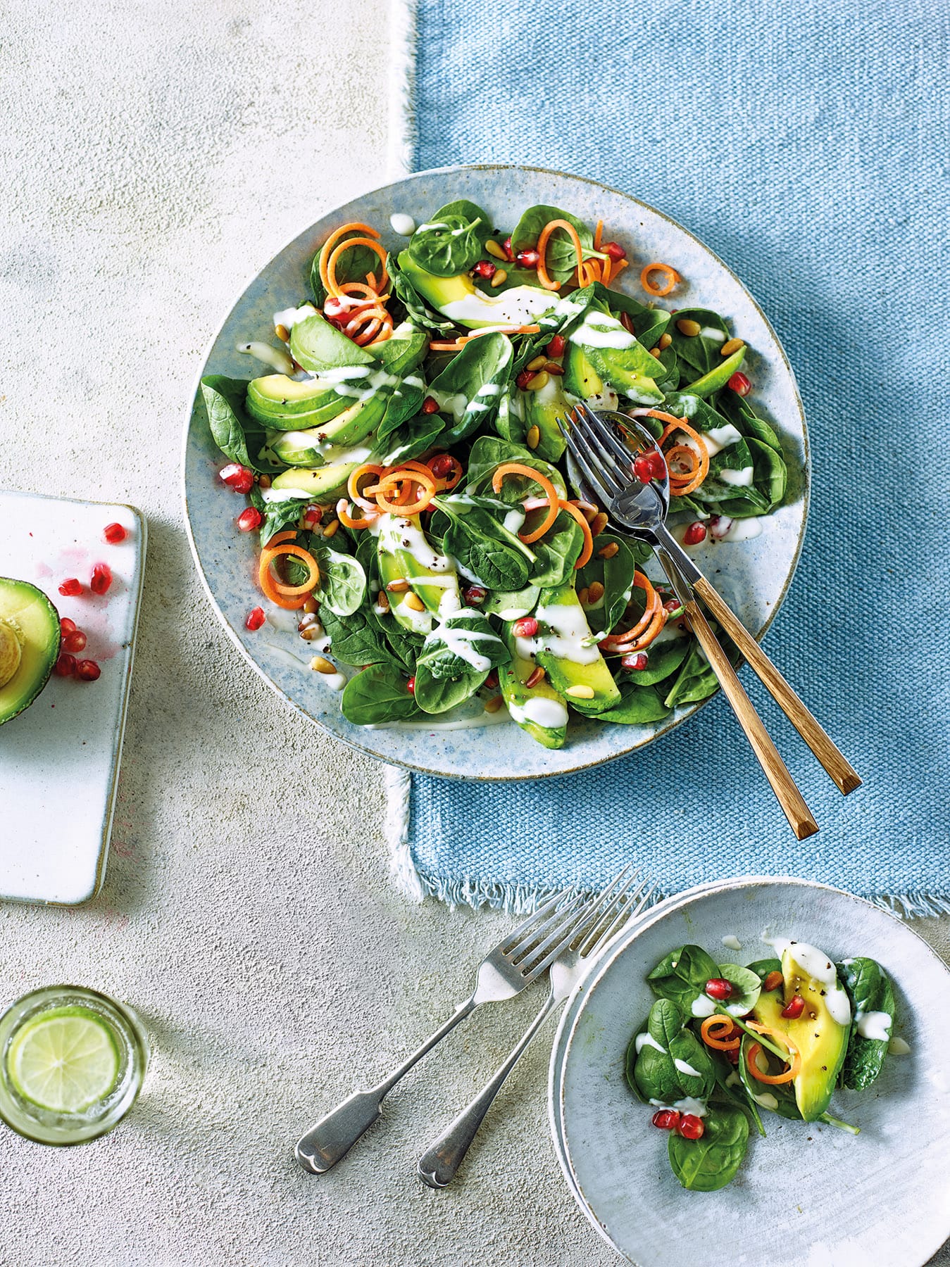 Dressing Greek Vinaigrette Gluten-Free - 2 x 3.78 L - Hellmans - Restaurant and Foodservice Ingredients - Canadian Distribution - Ships Free Within Canada on Orders Above CAD $199 - Image 3