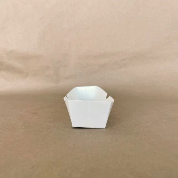Footlong Hot Dog Tray White 500cs 10.25"x1.5"x1.25" - Disposable Take Away Food Packaging - Canadian Distribution - Image 3