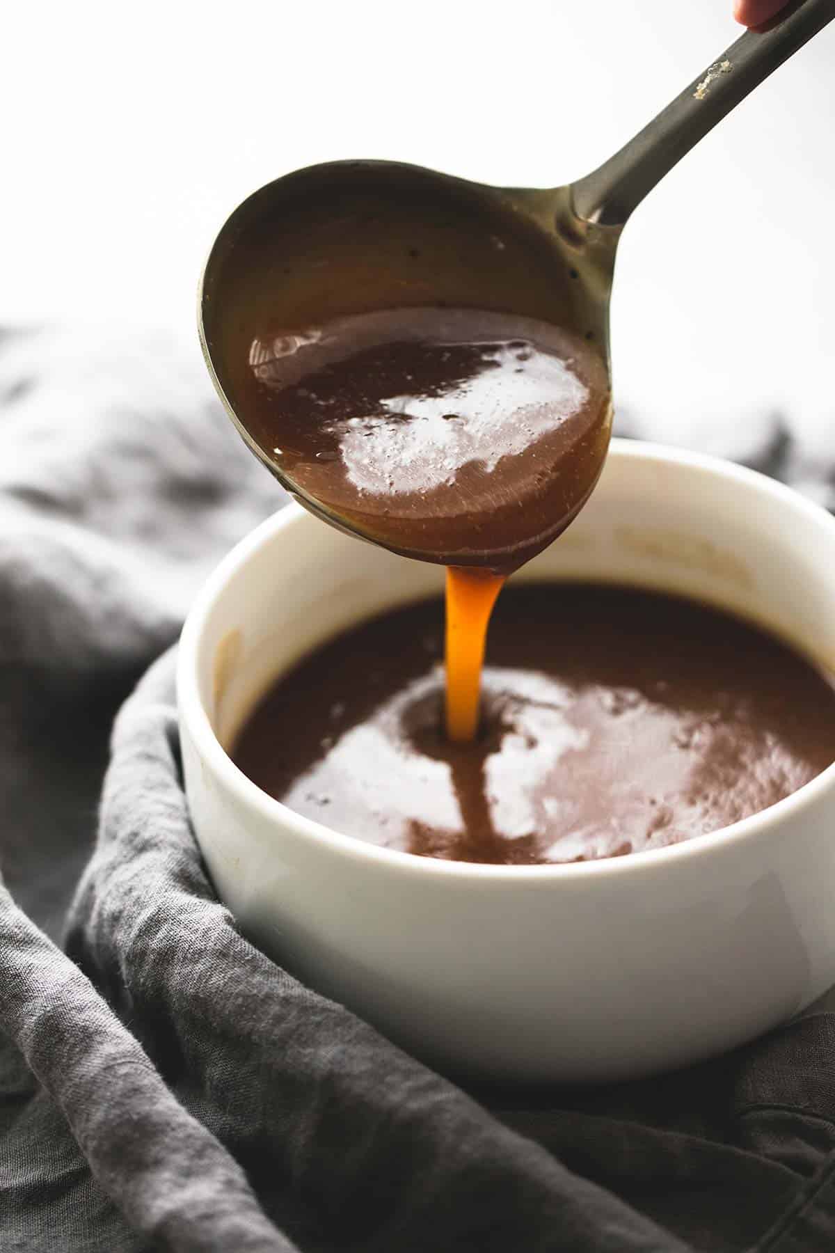 Mix Gravy Brown Salvatore - 1 x 22 kg - Salvatore - Restaurant and Foodservice Ingredients - Canadian Distribution - Ships Free Within Canada on Orders Above CAD $199
