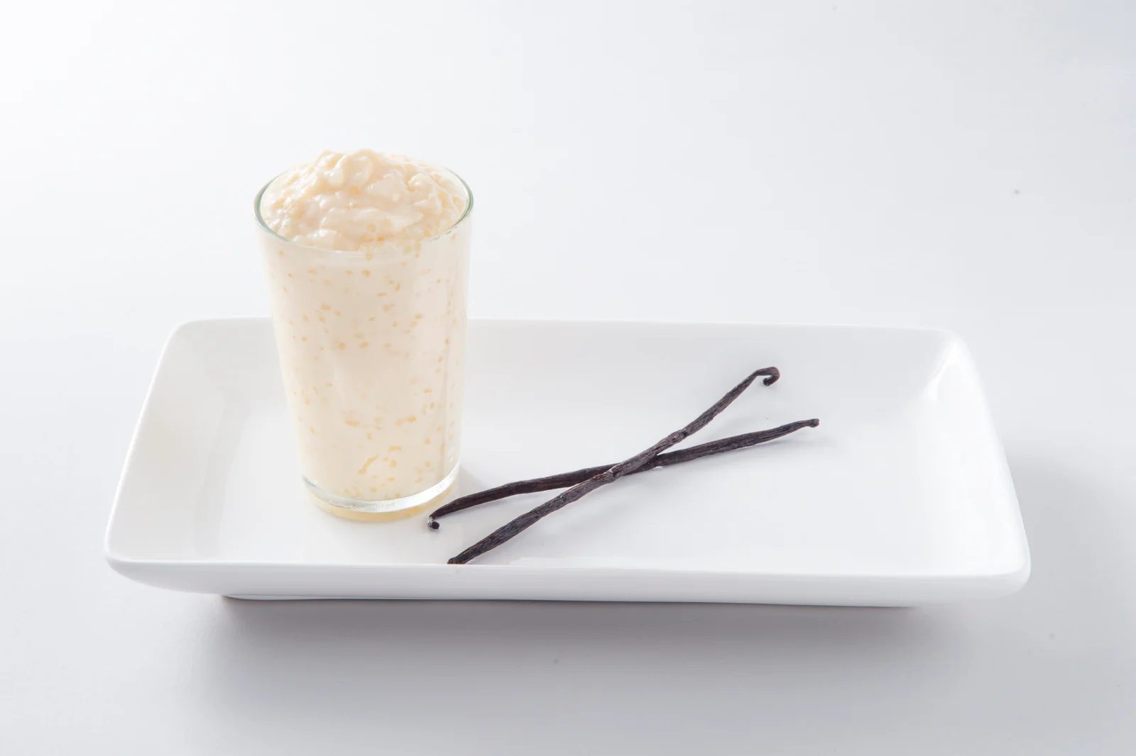 Pudding Tapioca Vanilla Mix - 2 x 1 kg - Shirriff - Baking Mixes and Ingredients - Canadian Distribution - Ships Free Within Canada on Orders Above CAD $199 - Image 2