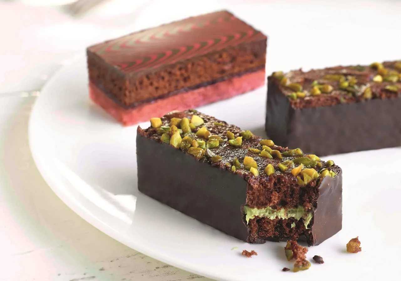 Puratos - Satin Chocolate Velvet Cake Mix - 25 kg  - Canadian Distribution - Ships Free Within Canada on Orders Above CAD $199 - Image 2