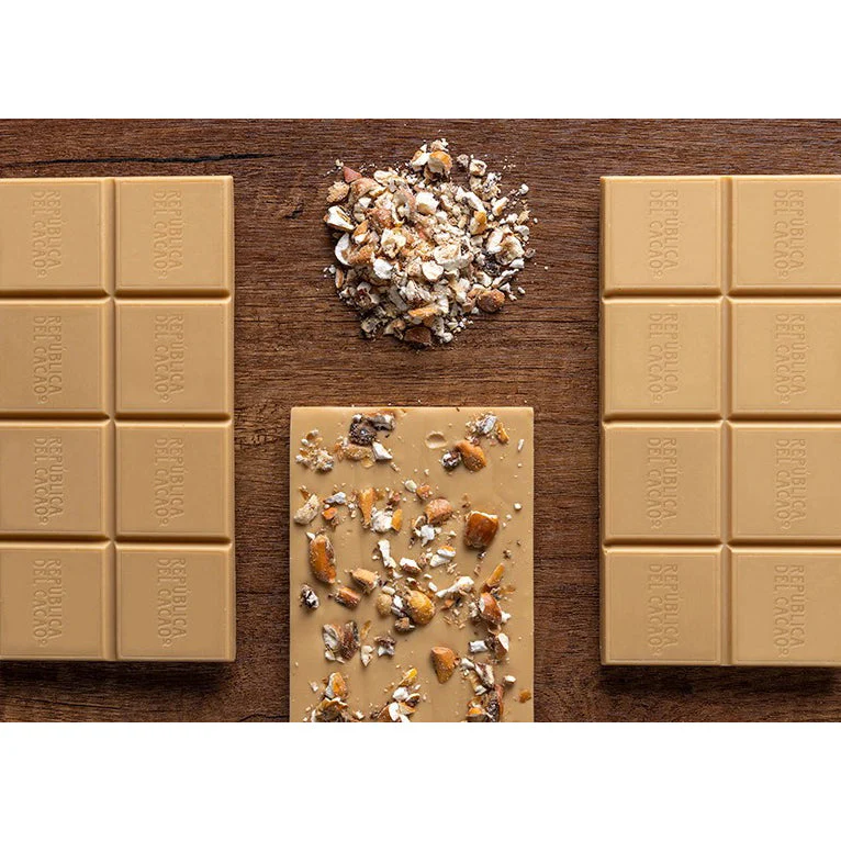 REPUBLICA DEL CACAO Ecuador 33% with Roasted Corn – White Chocolate Couverture - Canadian Distribution - Ships Free Within Canada on Orders Above CAD $199 - Image 3