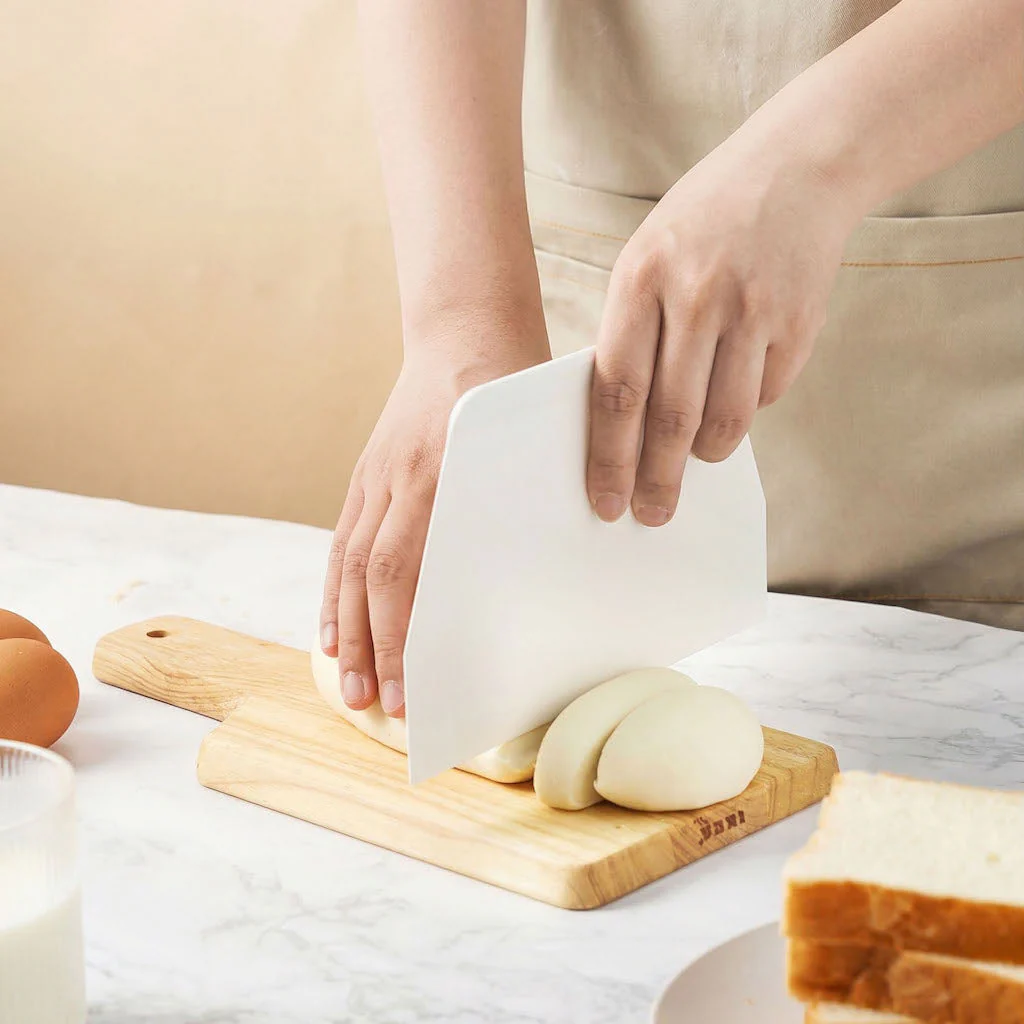 SANNENG Antibacterial PP Dough Scraper (Hard/Rigid), 133 × 95 mm - Canadian Distribution - Ships Free Within Canada on Orders Above CAD $199 - Image 5
