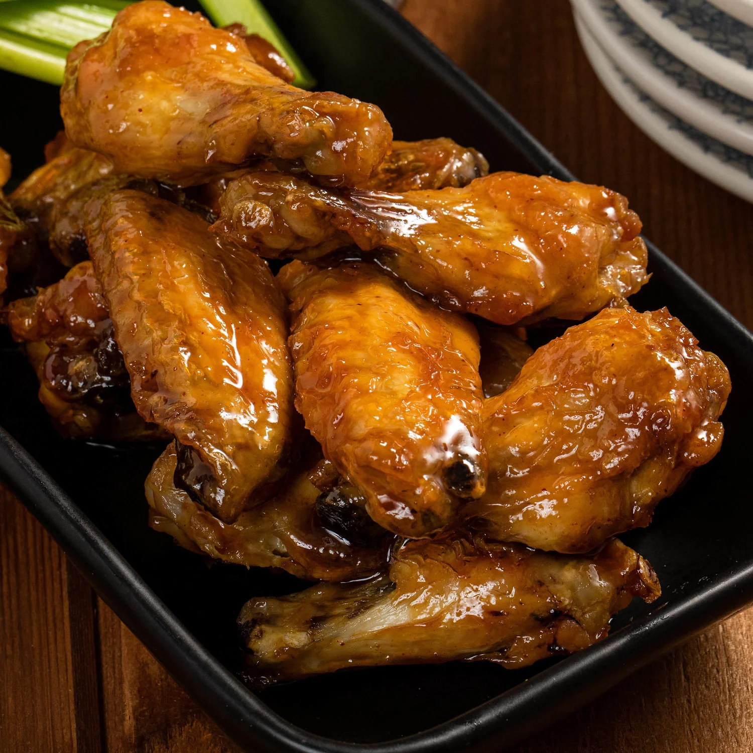 Sauce Honey Garlic Stinging Hot - 2 x 3.78 L - Frank's Redhot - Restaurant and Foodservice Ingredients - Canadian Distribution - Ships Free Within Canada on Orders Above CAD $199 - Image 3