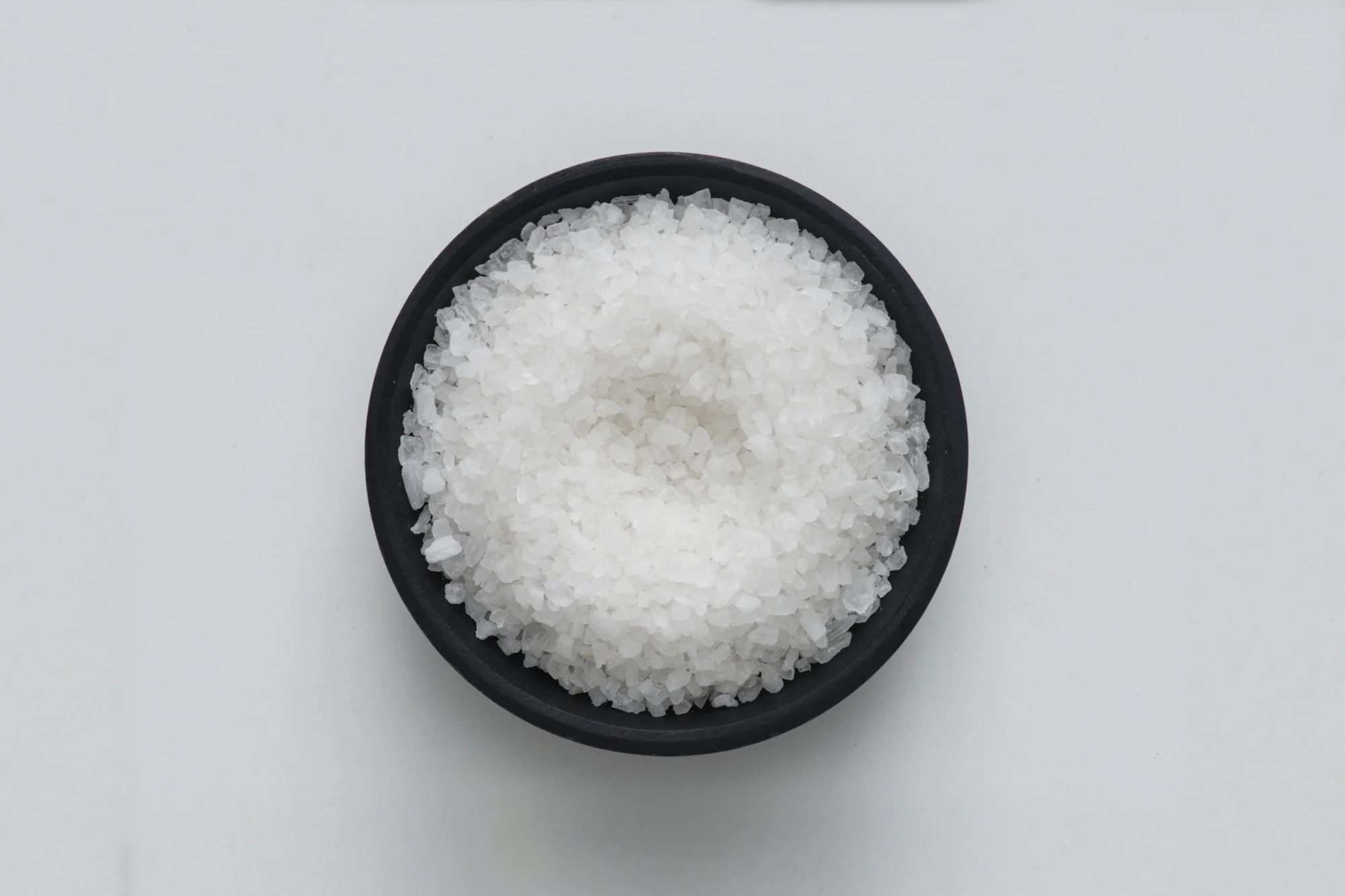 Spice Salt Sea Grinder - 36 x 60 g - Clubhouse - Restaurant and Foodservice Ingredients - Canadian Distribution - Ships Free Within Canada on Orders Above CAD $199 - Image 4