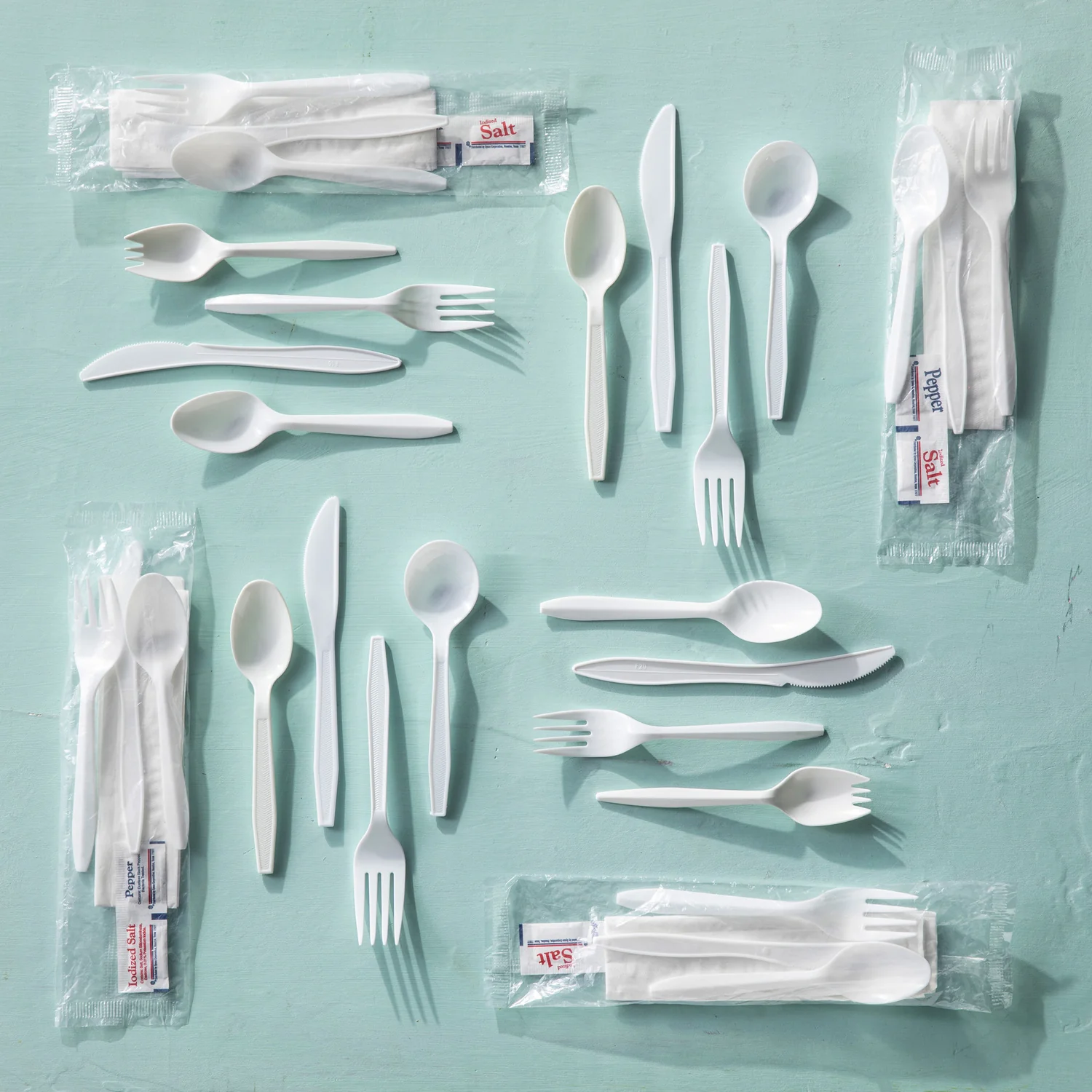 Spoon Plastic Polypropylene White Medium Weight - 1000 count - Prairie Packagi - Packaging and Accessories - Restaurant Supplies and Equipment - Canadian Distribution - Image 2