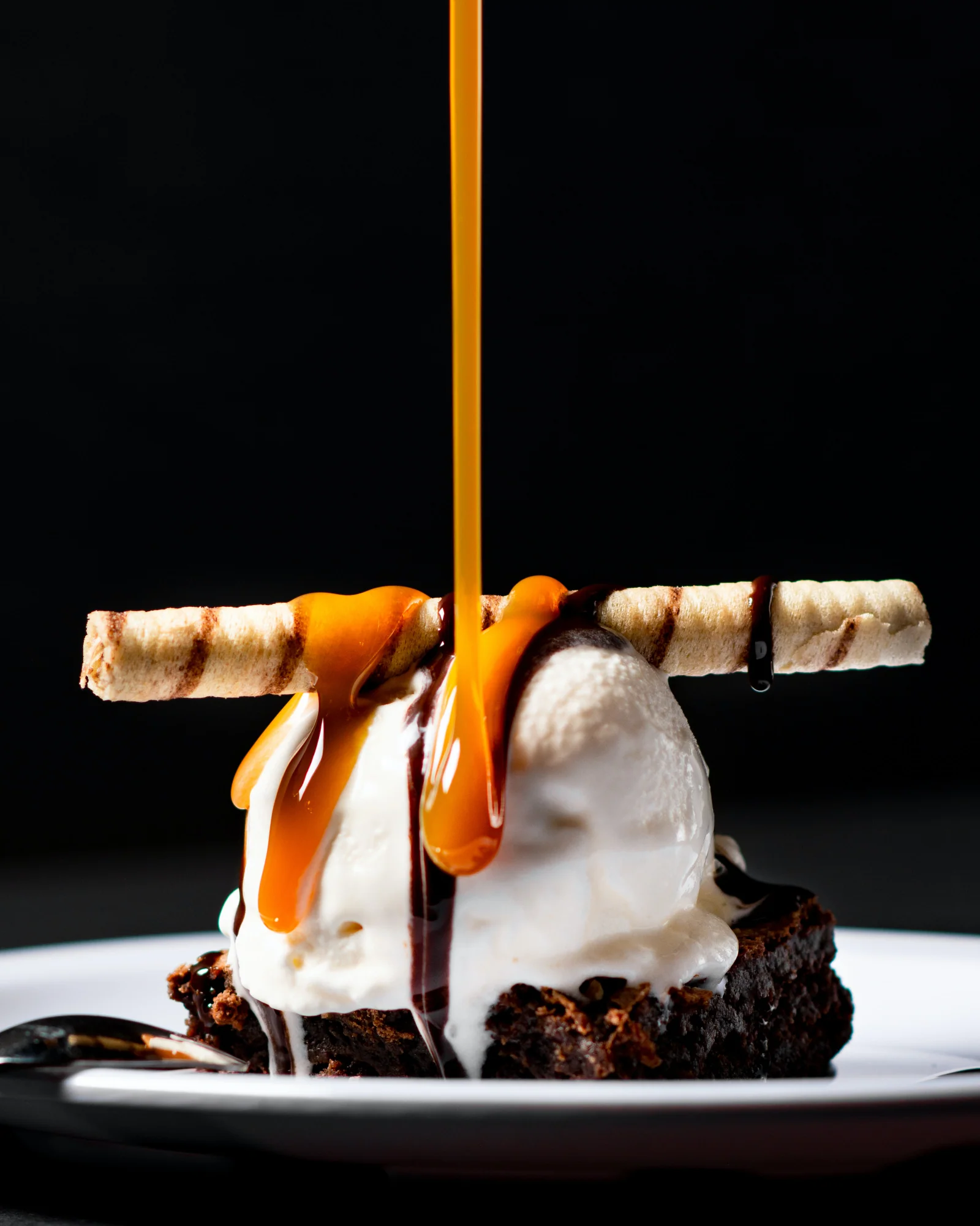 Topping Caramel Classic - 2 x 4 L - Lynch - Baking Mixes and Ingredients - Canadian Distribution - Ships Free Within Canada on Orders Above CAD $199 - Image 4