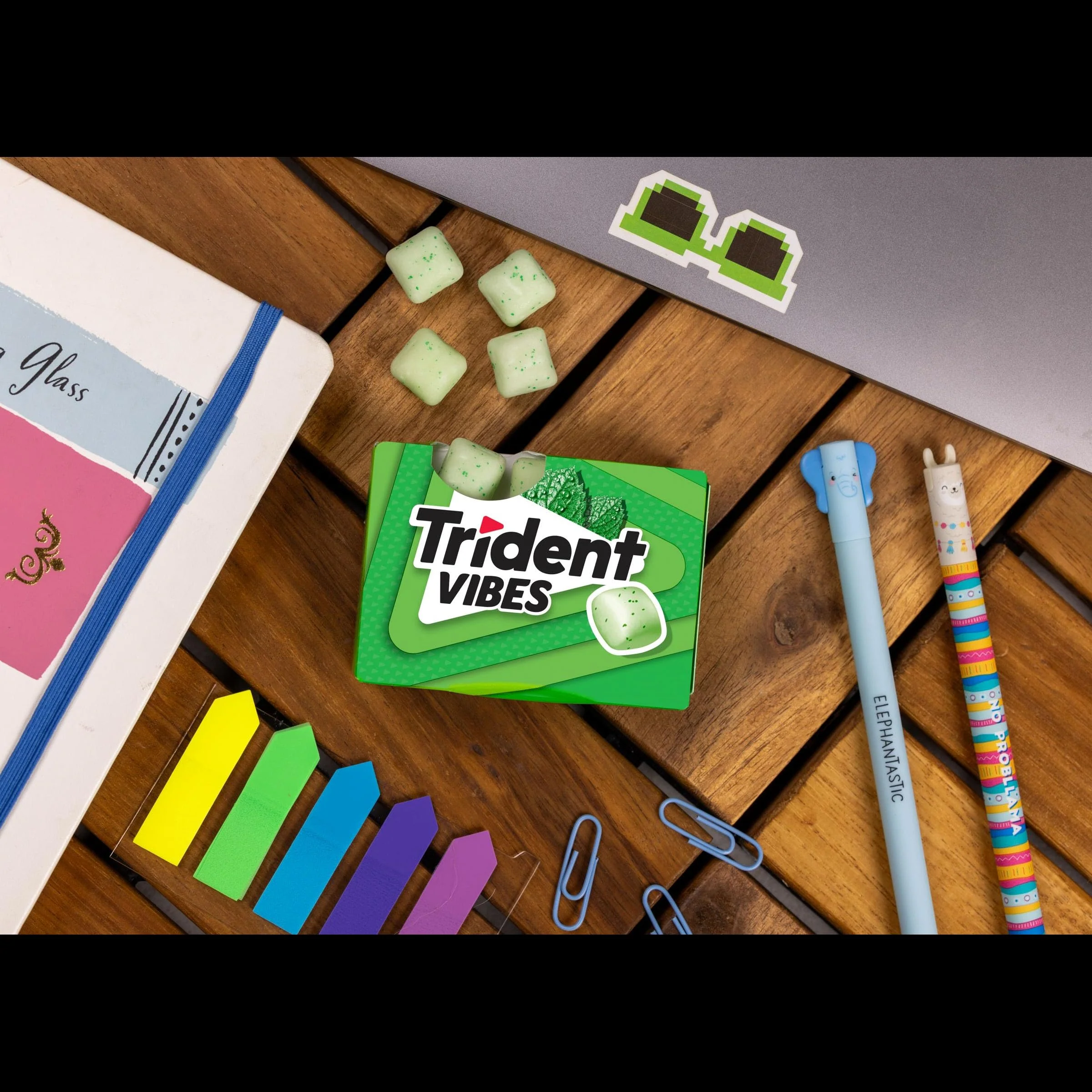 Trident Vibes Spearmint Rush Sugar-Free Gum - 9 Pack Clutch Box (126 Pieces) - Canadian Distribution - Ships Free Within Canada on Orders Above CAD $199 - Image 3