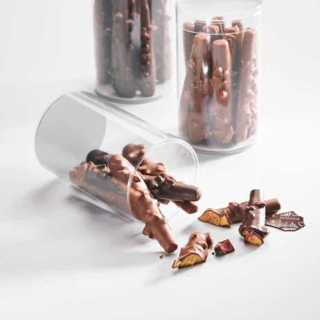 VALRHONA Jivara 40% – Milk Chocolate Couverture - 3kg - Canadian Distribution - Ships Free Within Canada on Orders Above CAD $199 - Image 9